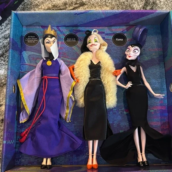 Disney Villains Dolls - Picture 1 of 6